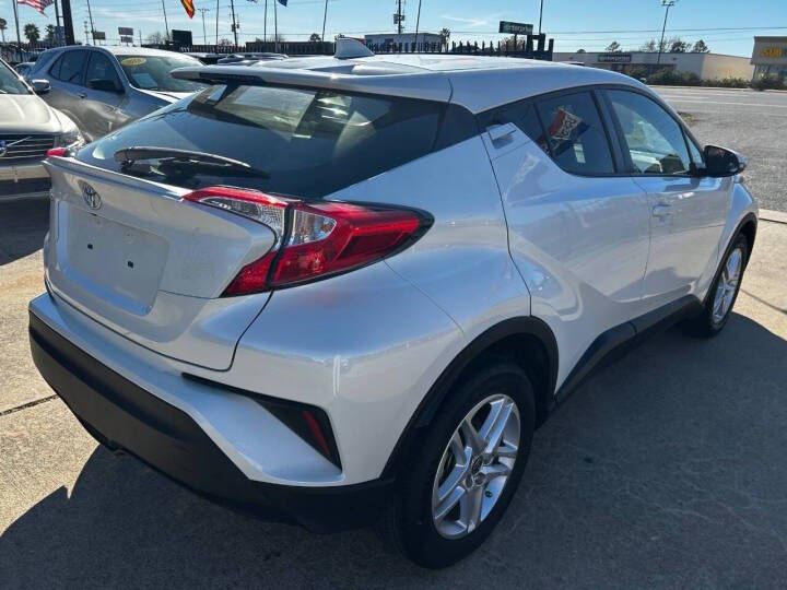 2021 Toyota C-HR XLE
