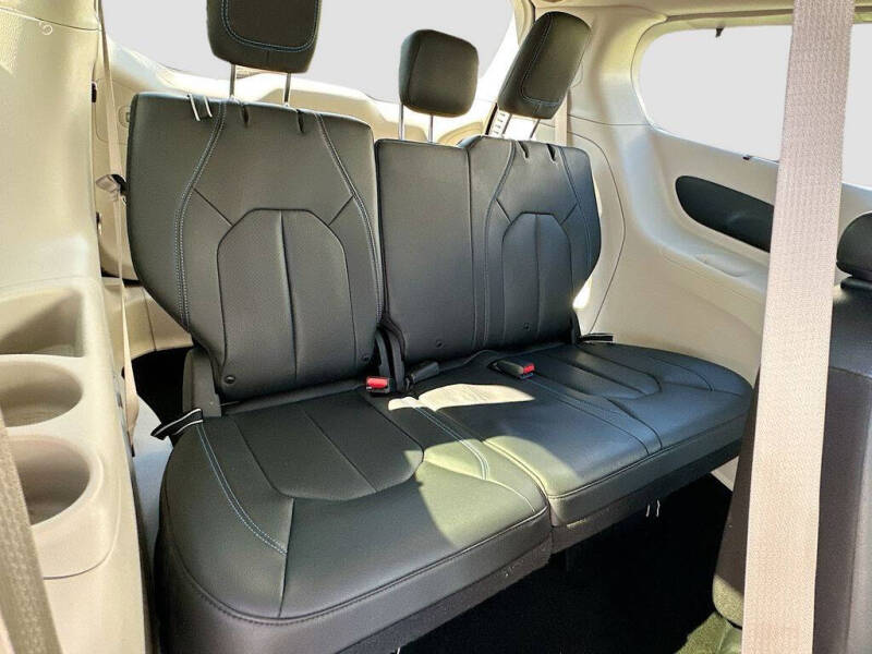 2021 Chrysler Pacifica Touring L