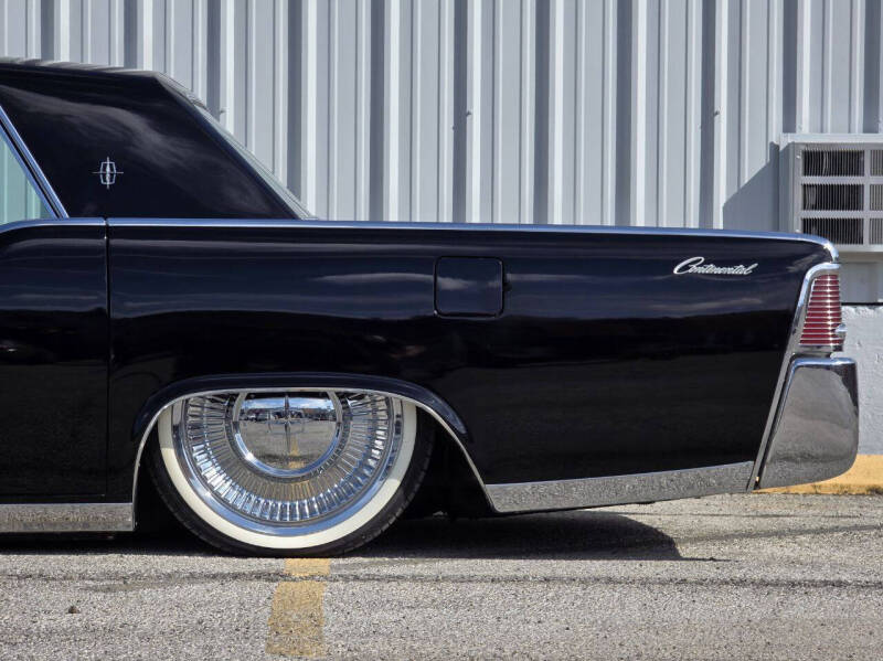 1965 Lincoln Continental