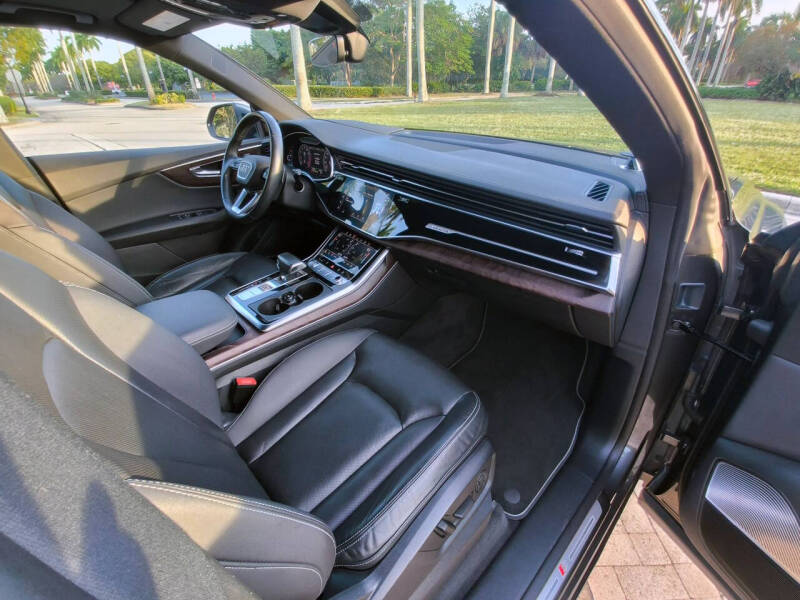 2019 Audi Q8 quattro Prestige 55 TFSI