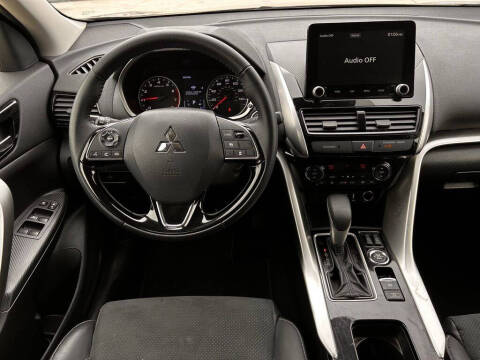2025 Mitsubishi Eclipse Cross SE