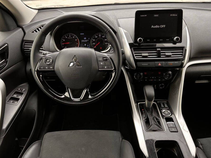 2025 Mitsubishi Eclipse Cross SE