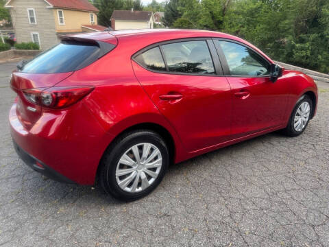 2015 Mazda MAZDA3 i Sport