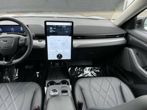 2023 Ford Mustang Mach-E Select