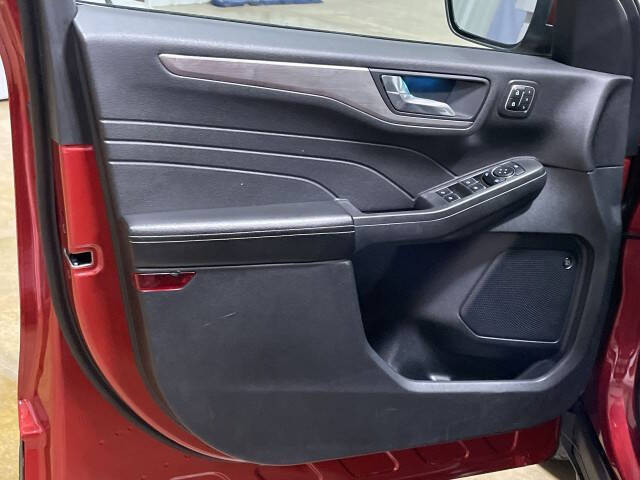 2021 Ford Escape Titanium