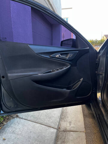 2017 Chevrolet Malibu LT