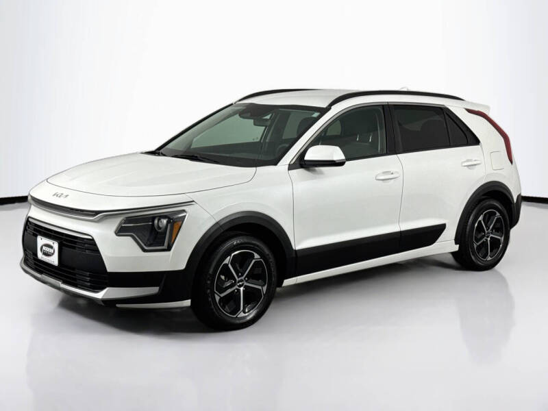 2023 Kia Niro LX
