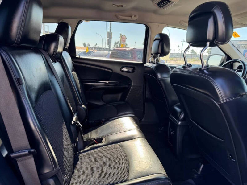 2018 Dodge Journey Crossroad