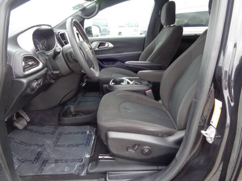 2022 Chrysler Pacifica Touring