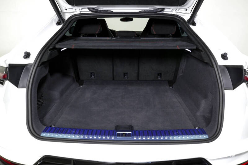 2023 Lamborghini Urus S