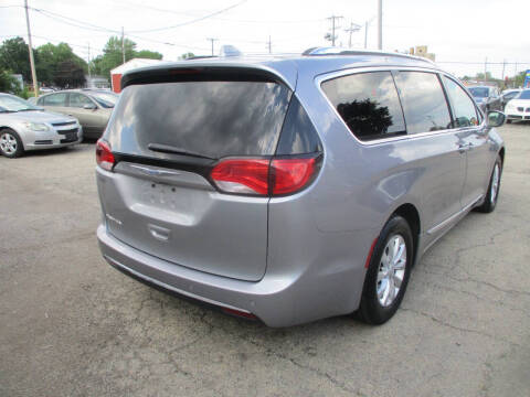 2018 Chrysler Pacifica Touring L