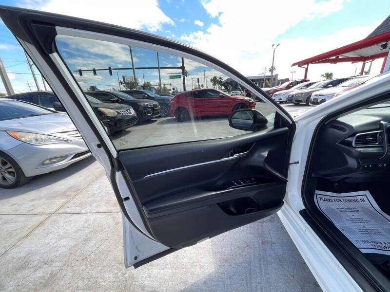 2019 Toyota Camry L