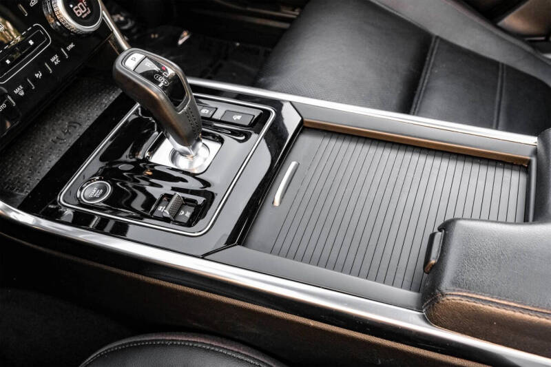 2020 Jaguar XE P250 S