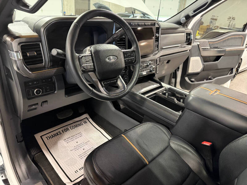 2024 Ford F-350 Super Duty Platinum