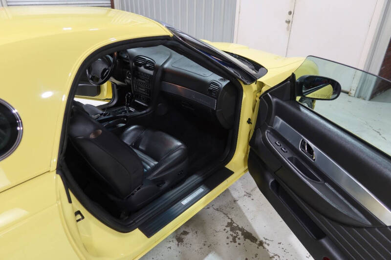 2002 Ford Thunderbird Deluxe