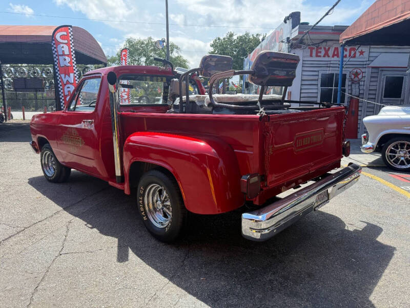 1982 Dodge Little express