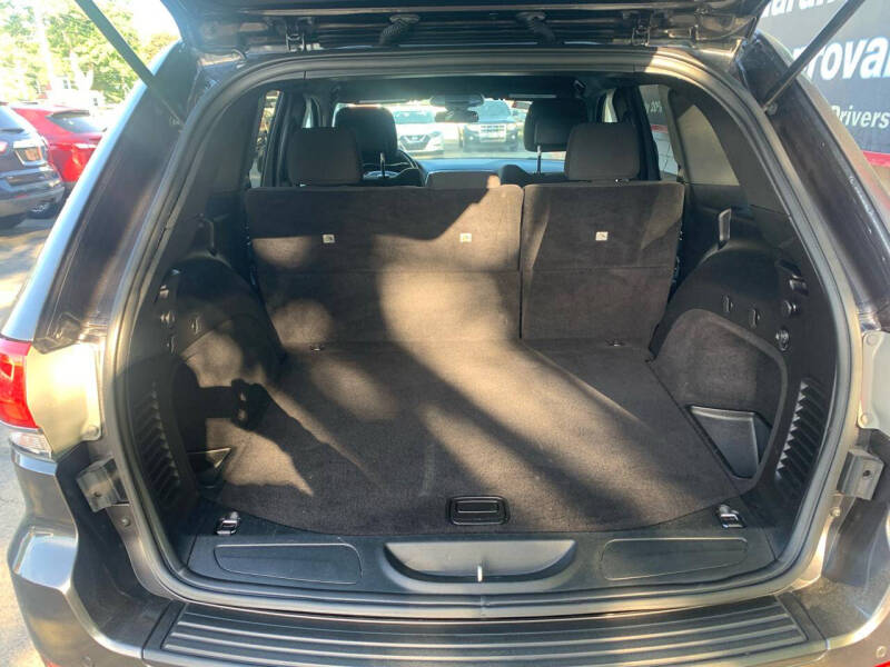 2018 Jeep Grand Cherokee Laredo E