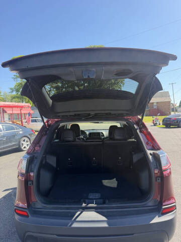 2019 Jeep Cherokee Latitude Plus