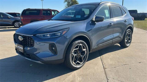 2025 Ford Escape Hybrid Platinum