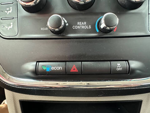 2015 Dodge Grand Caravan SE