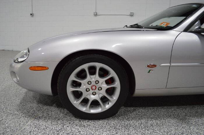 2002 Jaguar XKR