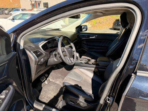 2018 Ford Edge Sport