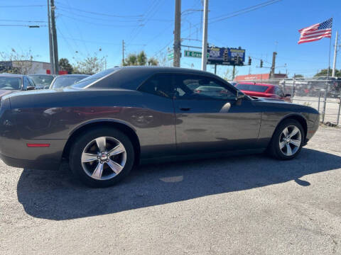 2016 Dodge Challenger SXT