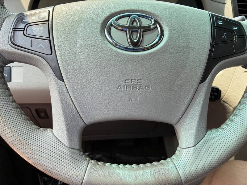 2012 Toyota Sienna