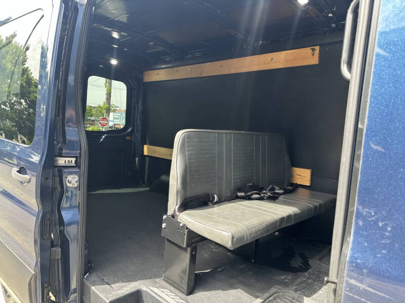 2020 Ford Transit 250