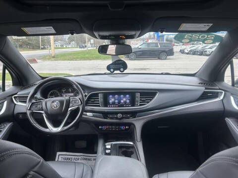 2023 Buick Enclave Essence