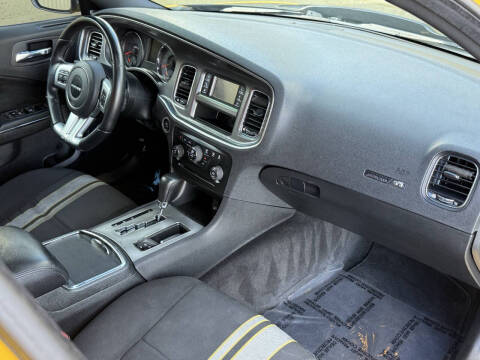 2012 Dodge Charger SRT8 Super Bee