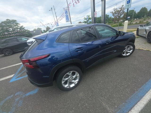 2024 Chevrolet Trax LS