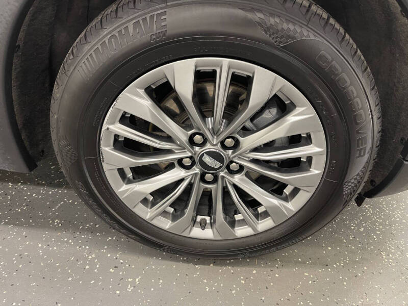 2025 Cadillac XT4 Premium Luxury