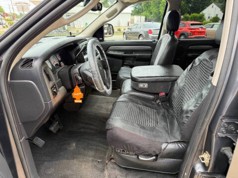 2004 Dodge Ram 1500 SLT