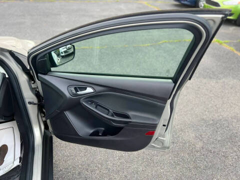 2015 Ford Focus SE