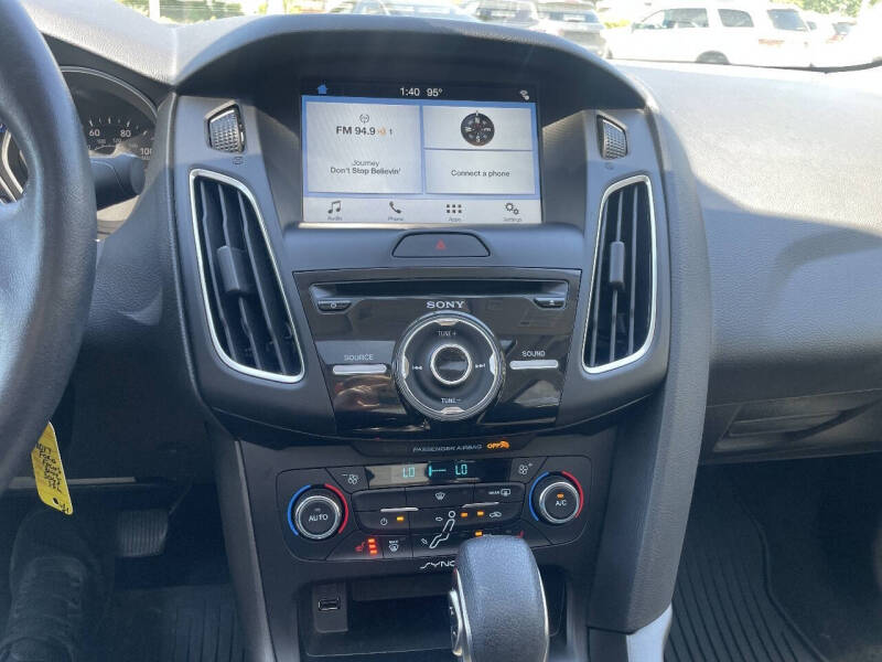 2017 Ford Focus SEL