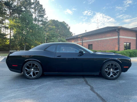 2015 Dodge Challenger SXT