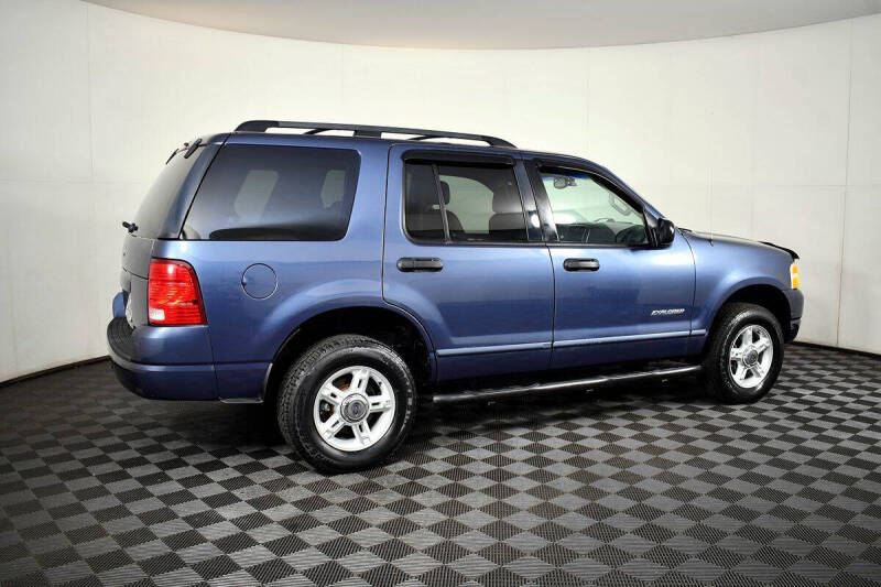 2004 Ford Explorer XLT