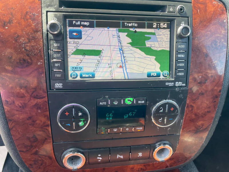 2011 Chevrolet Suburban LTZ