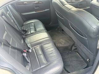 2000 Lincoln Town Car Executive