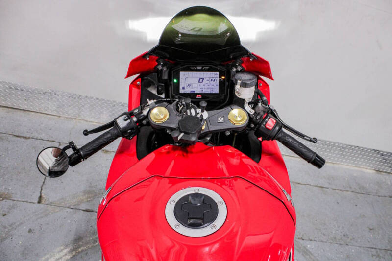 2017 Suzuki GSX-R1000