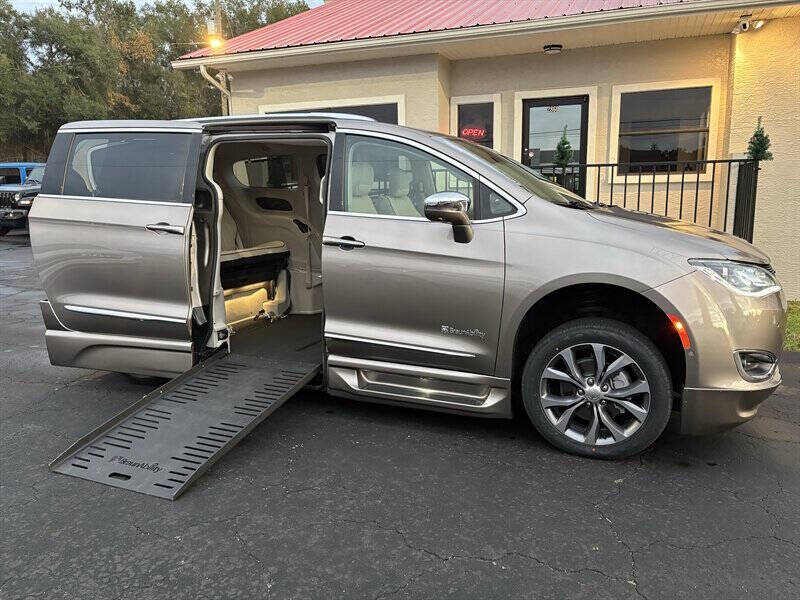 2017 Chrysler Pacifica Limited