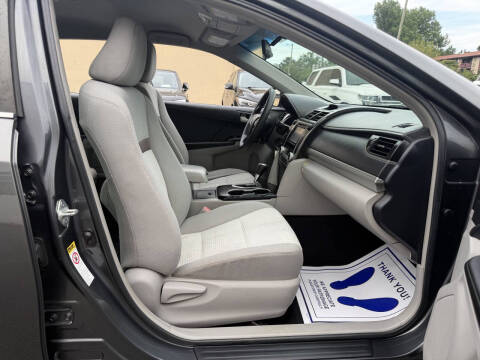2012 Toyota Camry LE
