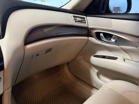 2019 Infiniti Q70L 3.7 Luxe