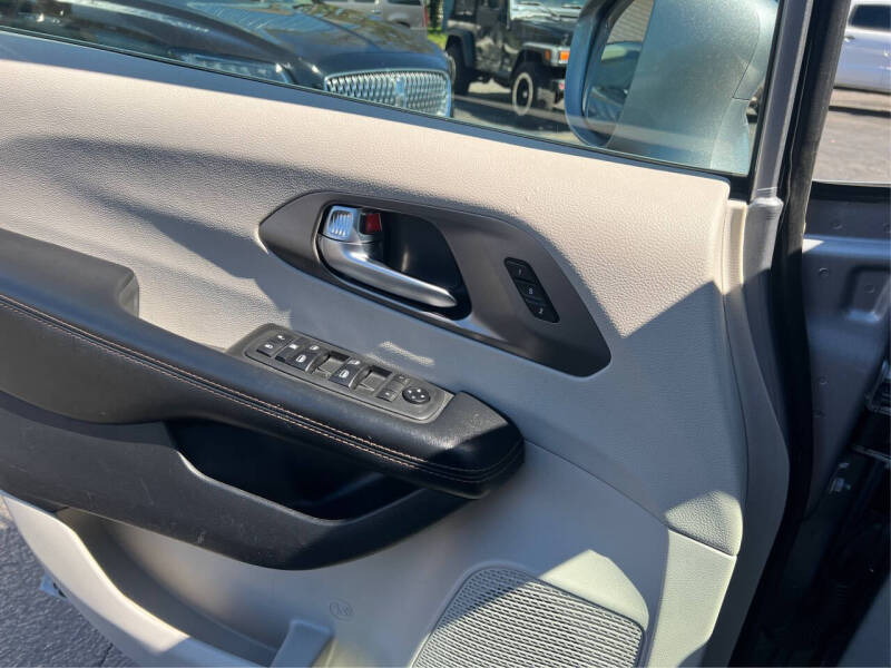 2020 Chrysler Pacifica Touring L
