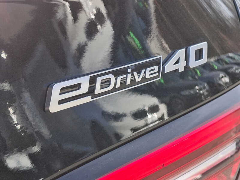 2024 BMW i5 eDrive40