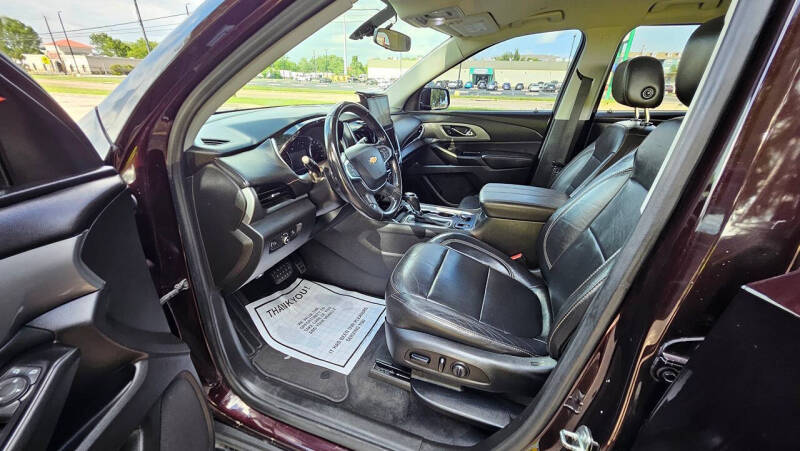 2020 Chevrolet Traverse LT Leather