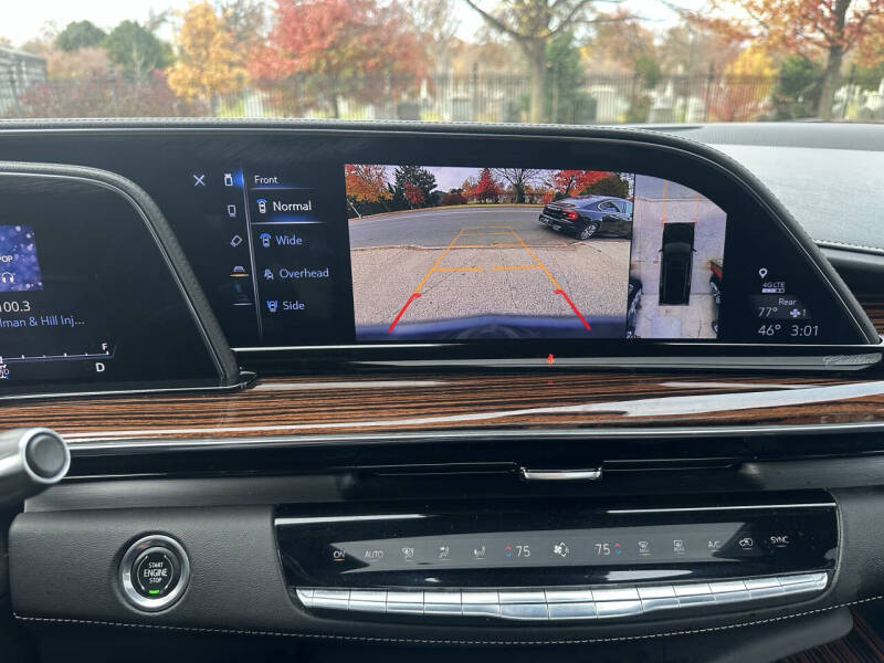 2022 Cadillac Escalade ESV Premium Luxury