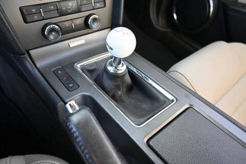 2014 Ford Mustang V6 Premium