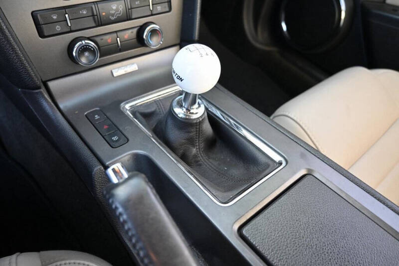 2014 Ford Mustang V6 Premium